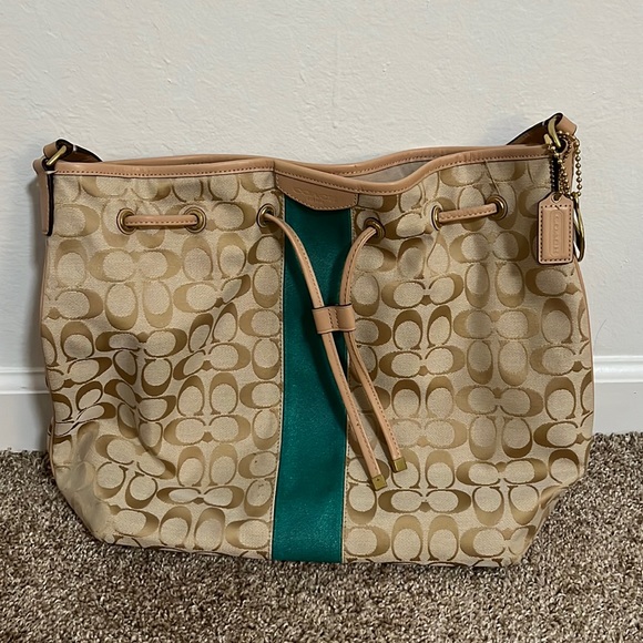 Coach Tote Bag - Picture 1 of 6